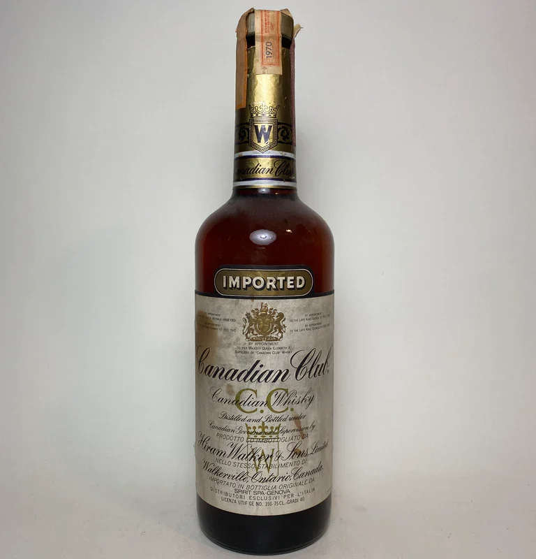 Canadian Club 6YO Blended Canadian Whisky - Distilled 1970 (40%, 75cl)